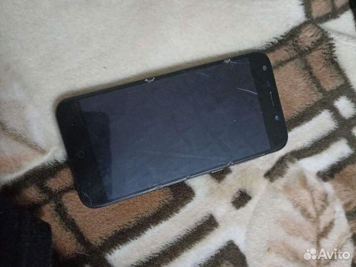 ZTE Blade A6, 3/32 ГБ