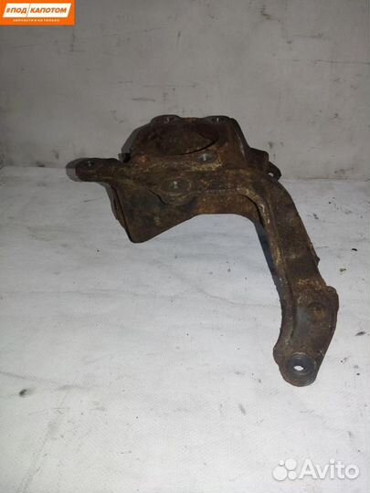 Кулак задний правый Ford Kuga 2 2015