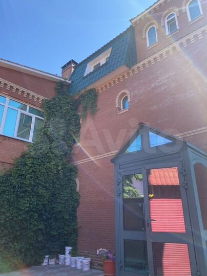 Дом 388,3 м² на участке 11,6 сот.