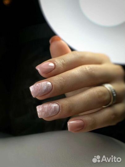 Маникюр на дому