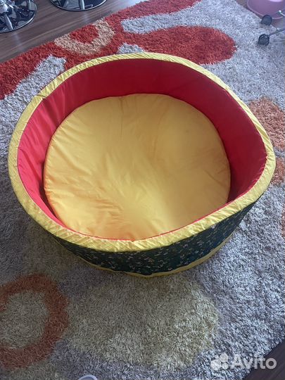 Сухой бассейн с шариками для детей