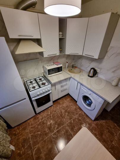 2-к. квартира, 56 м², 2/5 эт.