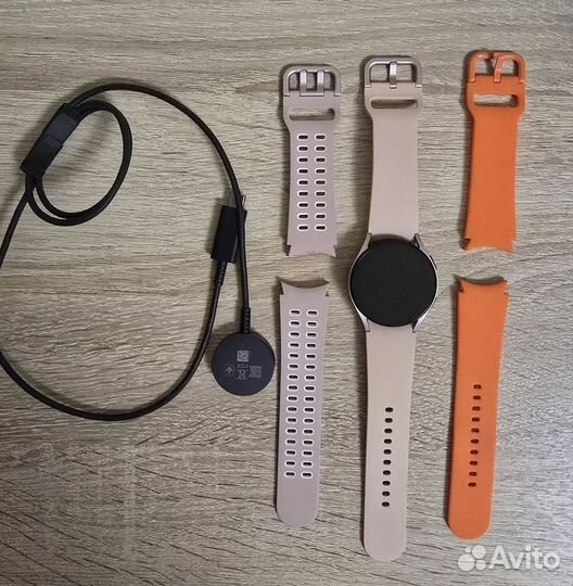 Samsung Galaxy Watch5, 40mm Розовые