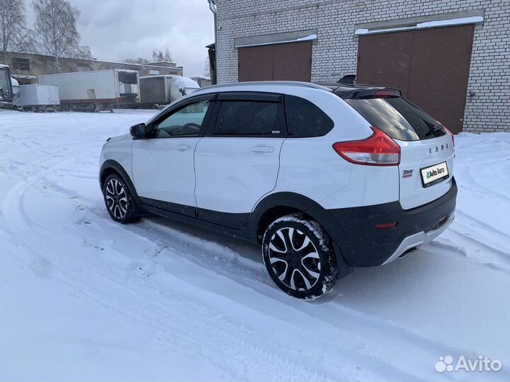 LADA XRAY Cross 1.8 МТ, 2021, 44 000 км