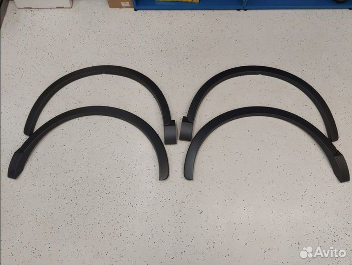 Расширители крыла Audi Q3 оригинал накладки арки