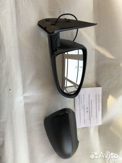 Зеркало заднего вида