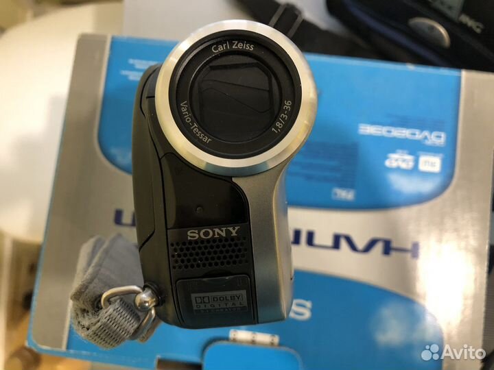 Sony handycam dcr-dvd203e