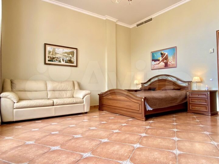 2-к. квартира, 67 м², 2/6 эт.