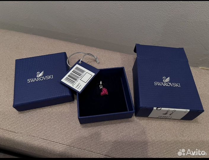 Swarovski подвеска