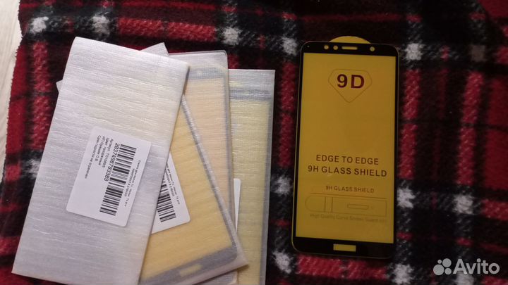 Продам защитное стекло
