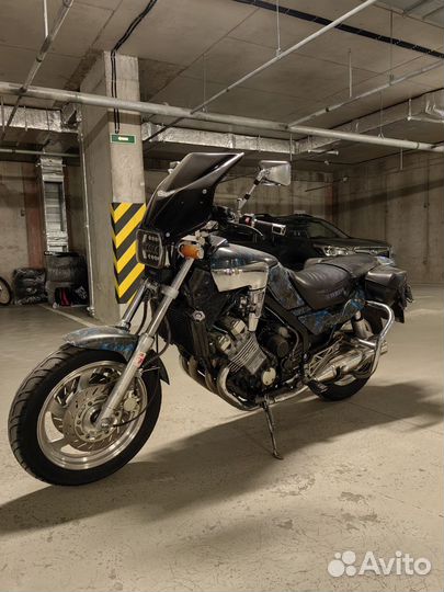 Yamaha fzx750