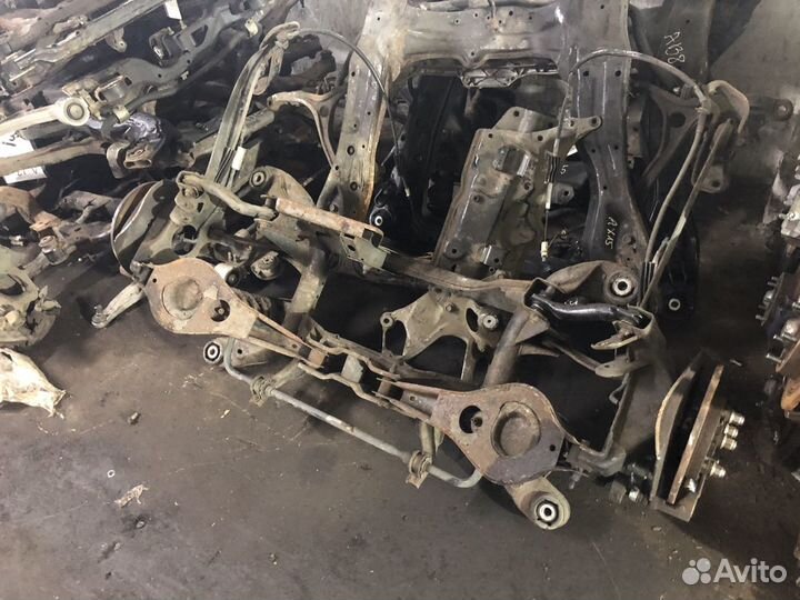 Балка задняя в сборе Jaguar X-type 2.1