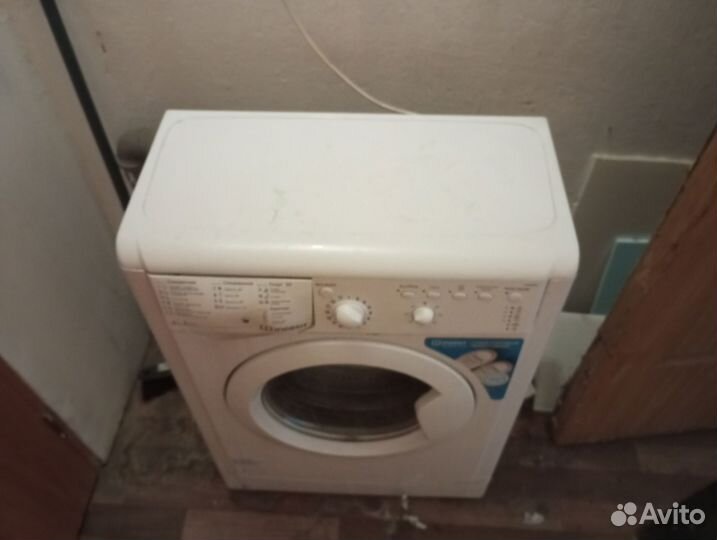 Стиральная машина indesit