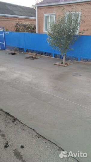 Бетонирование двора