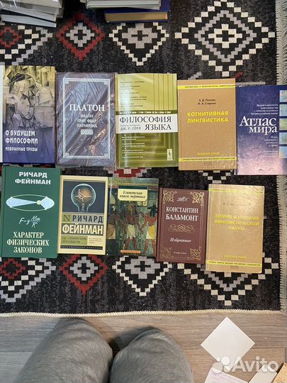 Продам книги