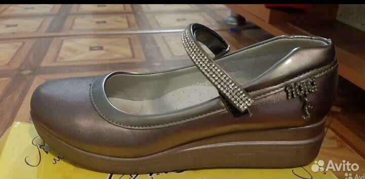 Туфли для девочки