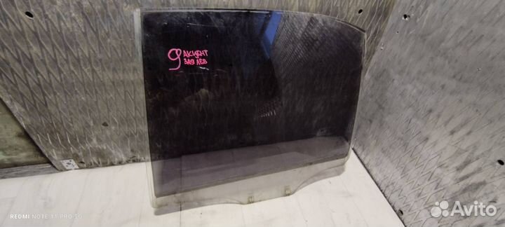 Стекло двери задней левой Hyundai-Kia Accent