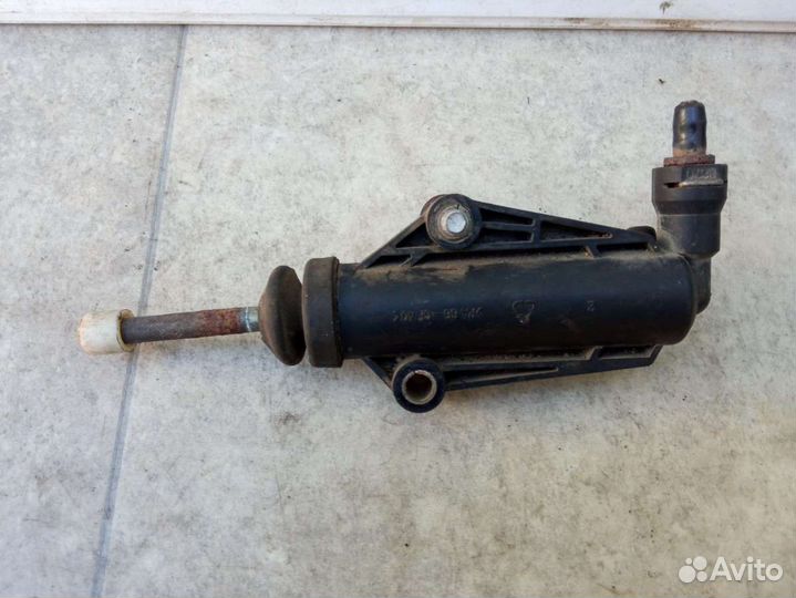 Цилиндр сцепления рабочий Fiat Punto 2 46547126