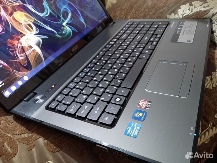 Большой ноутбук acer 7741ZG в идеальном состоянии