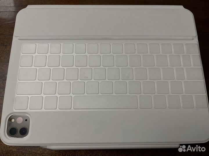 Чехол-клавиатура на Magic keyboard iPad pro 11