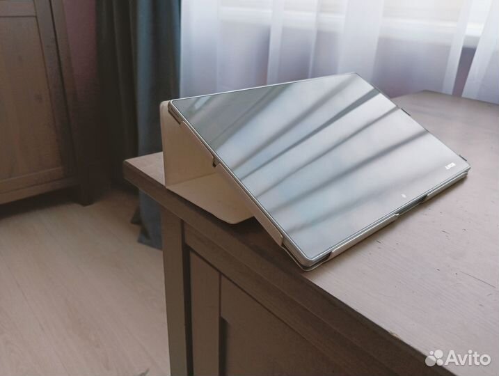 Планшет Sony Xperia Tablet Z + чехол в подарок