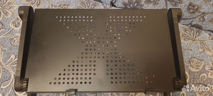 Стол для ноутбука