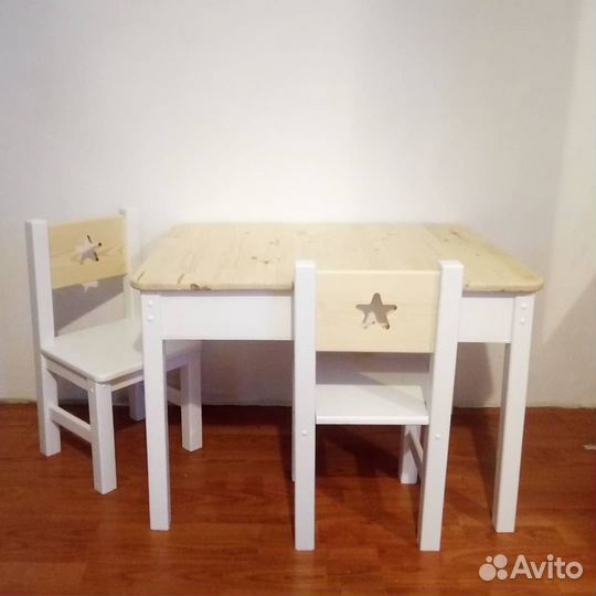 Столы и стульчики из массива дерева