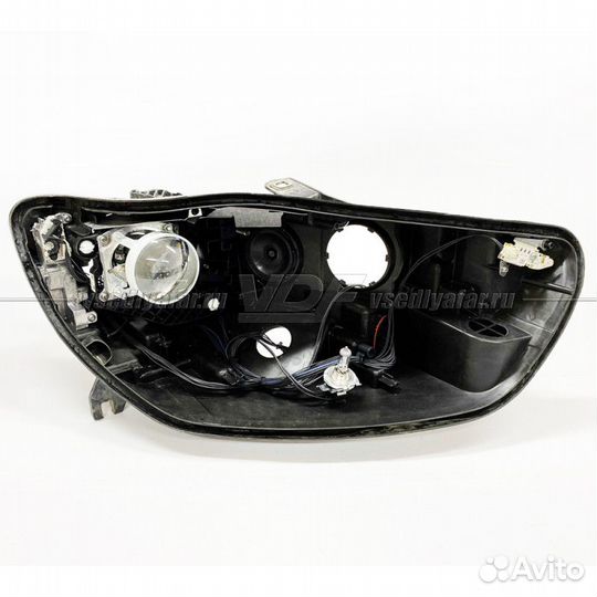 Переходные рамки для замены линз в фарах Audi A6 C