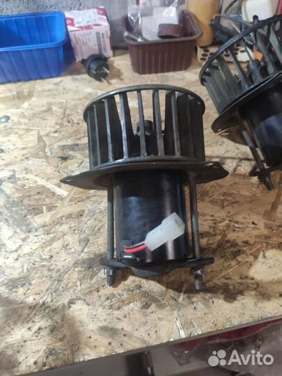 Электродвигатель вентилятора отопителя Камаз