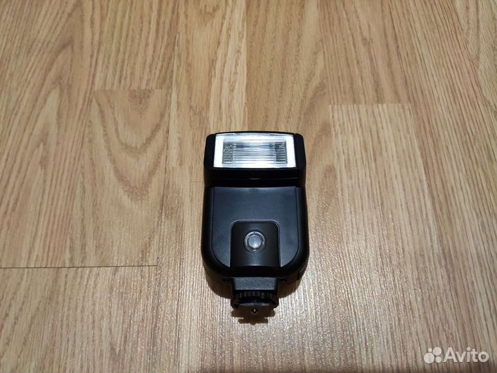 Вспышка камеры новая