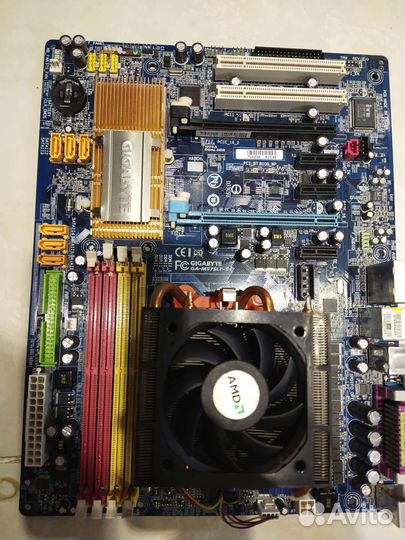 Материнская плата с процессором