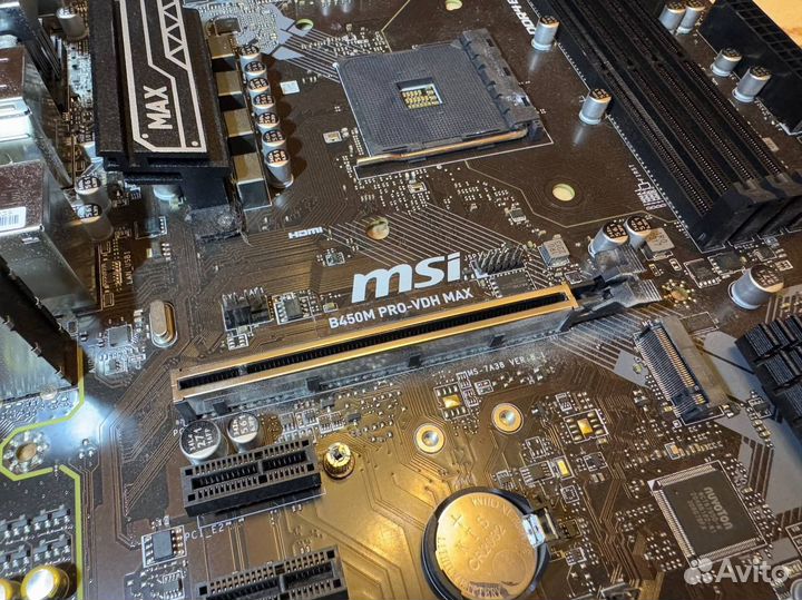 Материнская плата msi b450m