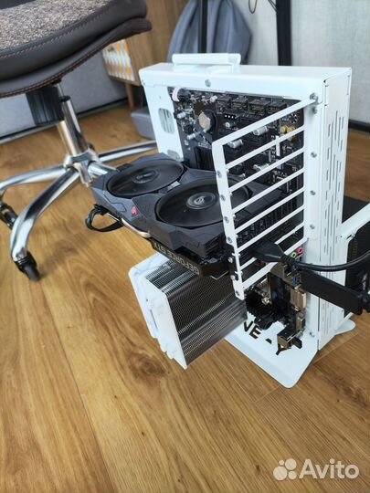 Три штуки GeForce GTX 1660 Super asus ROG Strix