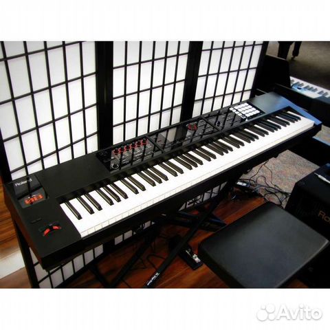 Roland fa 08