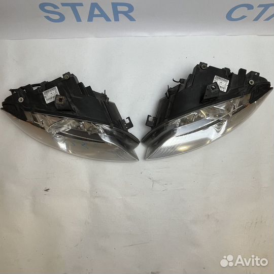 Фара правая Audi A4 Avant III (B7)