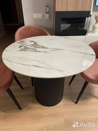 Стол обеденный p-7767