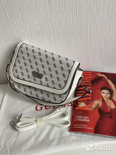 Сумка Guess белая новая