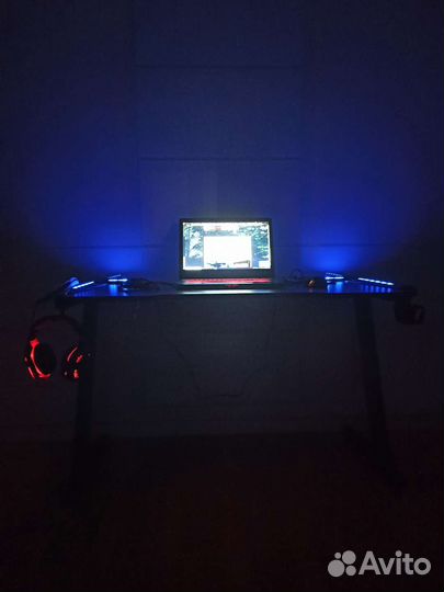 Новый геймерский стол