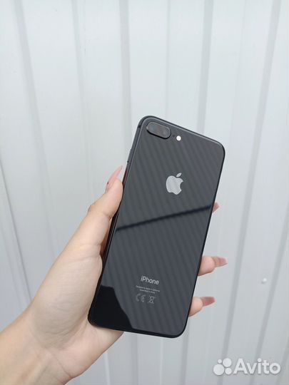 iPhone 8 Plus, 64 ГБ