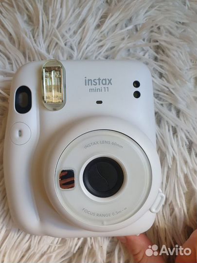 Instax mini 11 белый