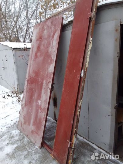 Дверь входная металлическая