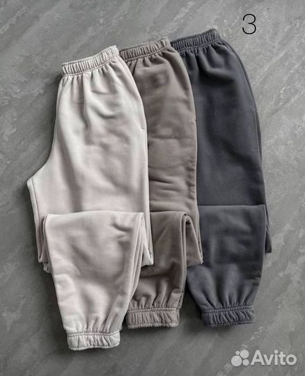 Спортивный костюм женский