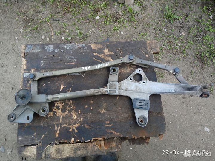 Трапеция дворников Renault laguna 1995год