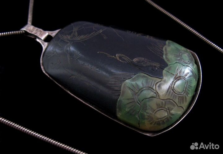 Япония Антикварный Резной Кулон Цапли и Кувшинки