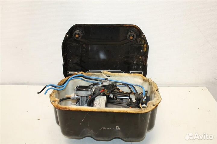 Компрессор пневмоподвески Land Rover Range Rove