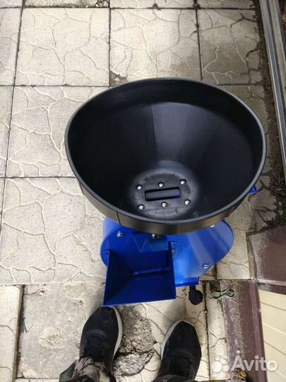 Зернодробилка и корморезка