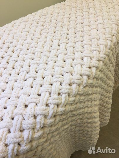 Плед из пряжи Ализе пуффи