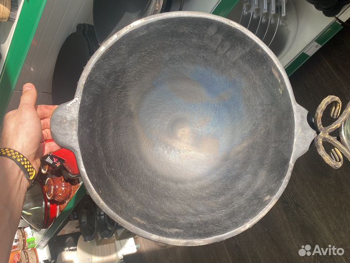 Садж чугунный с подставкой