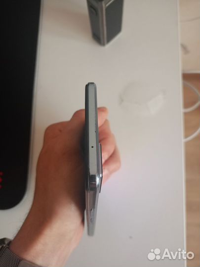 vivo V21, 8/256 ГБ