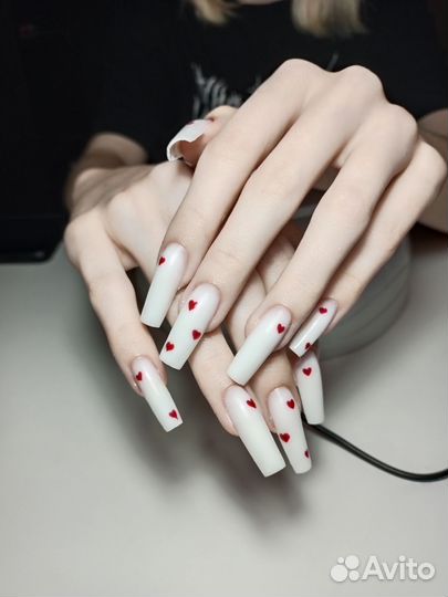 Маникюр на дому